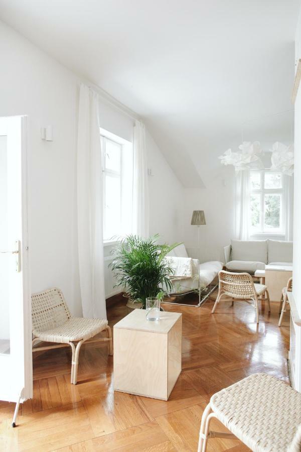 Hôtel Palac Sasino Odnova Extérieur photo